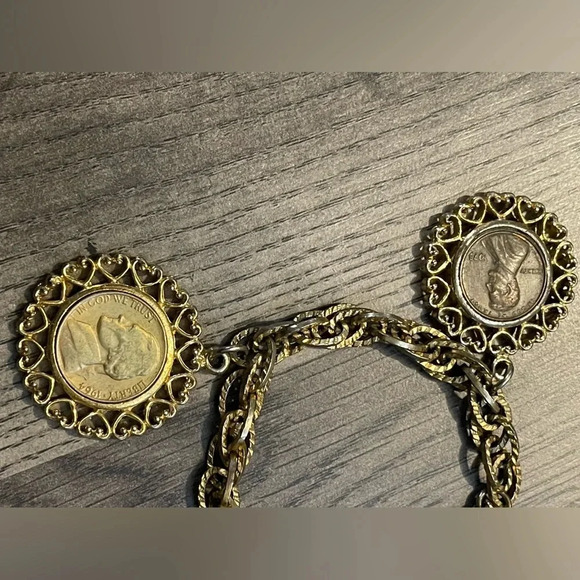Fountain of Coins Bracelet - Picture 3 of 3